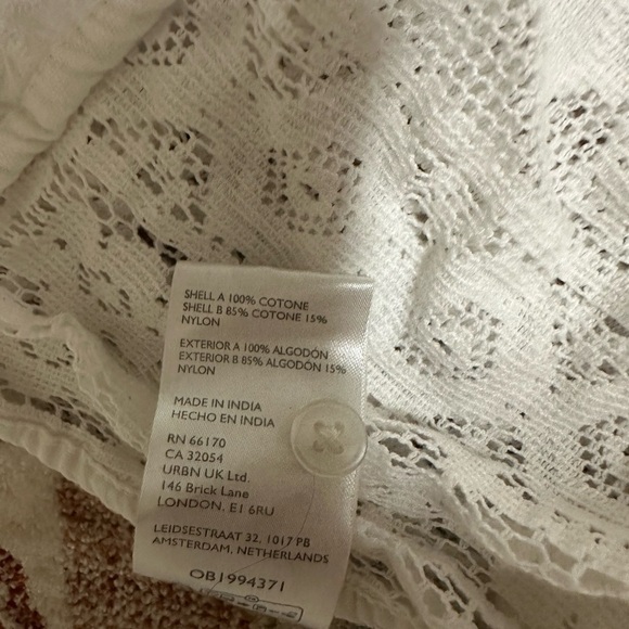 Anthropologie Pilcro Cutwork Bubble-Sleeve Shirt - Picture 9 of 9